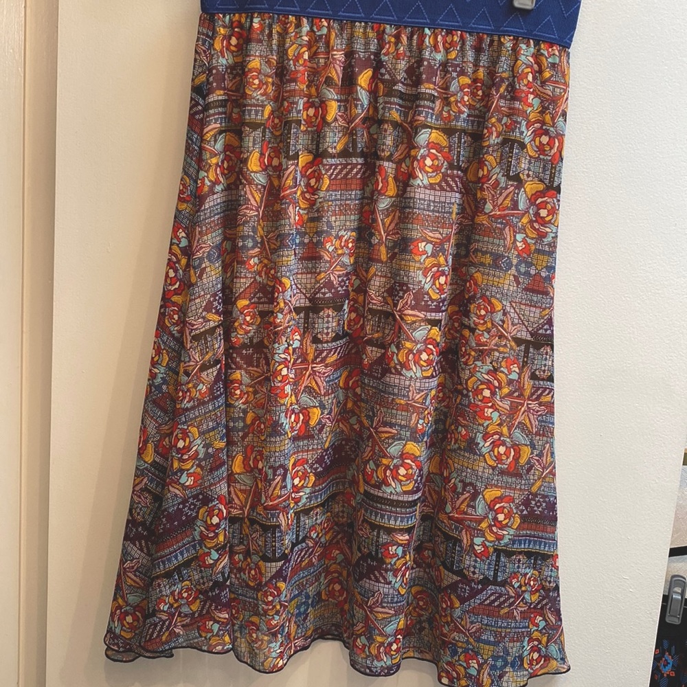 LuLaRoe Medium Lola